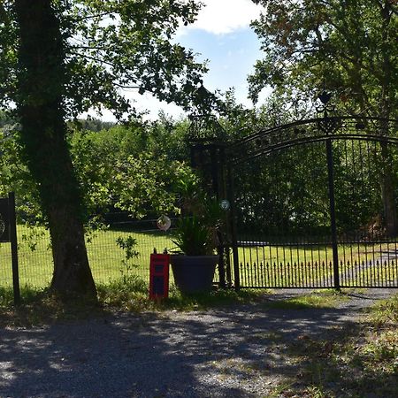 Chateau Roquehort Avec Ev Recharge Point 22Kw Monein Esterno foto