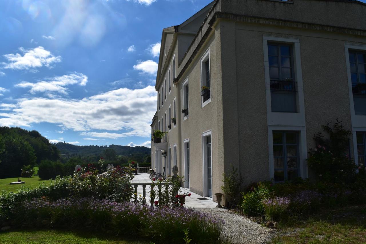 Chateau Roquehort Avec Ev Recharge Point 22Kw Monein Esterno foto