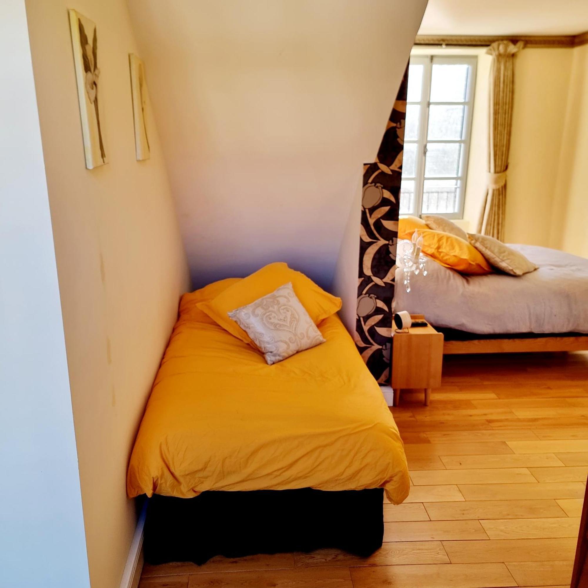 Chateau Roquehort Avec Ev Recharge Point 22Kw Monein Camera foto